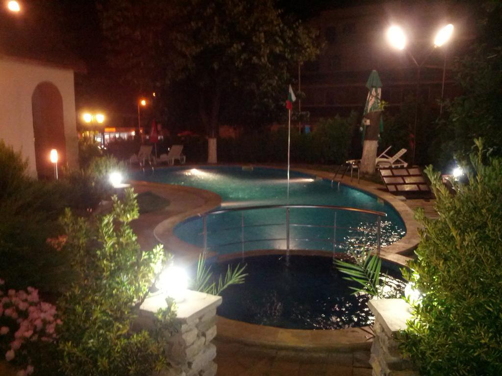 Byala Perla Family Hotel Εξωτερικό φωτογραφία