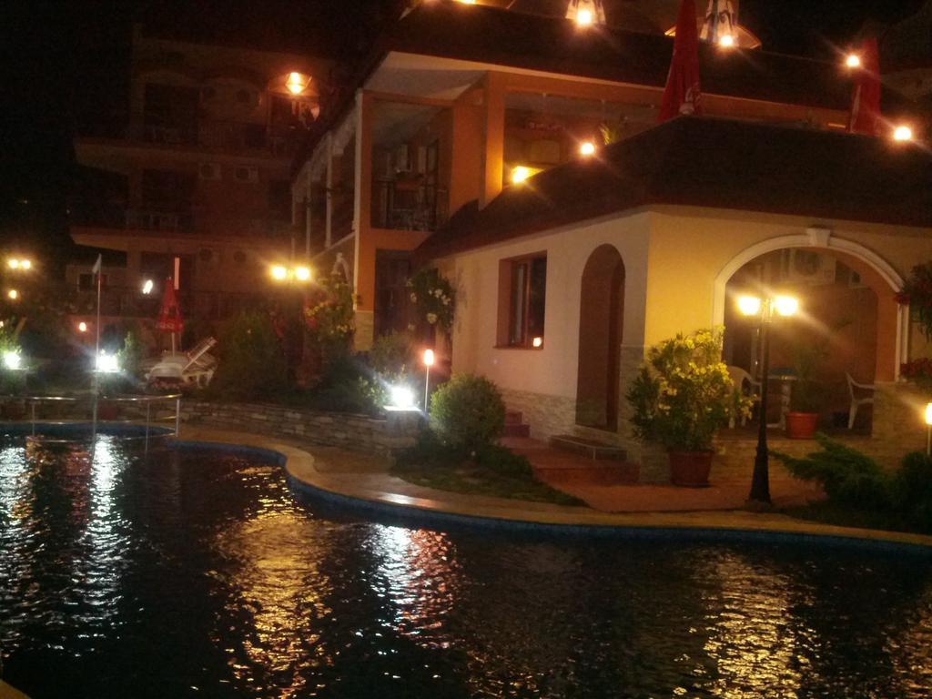 Byala Perla Family Hotel Εξωτερικό φωτογραφία